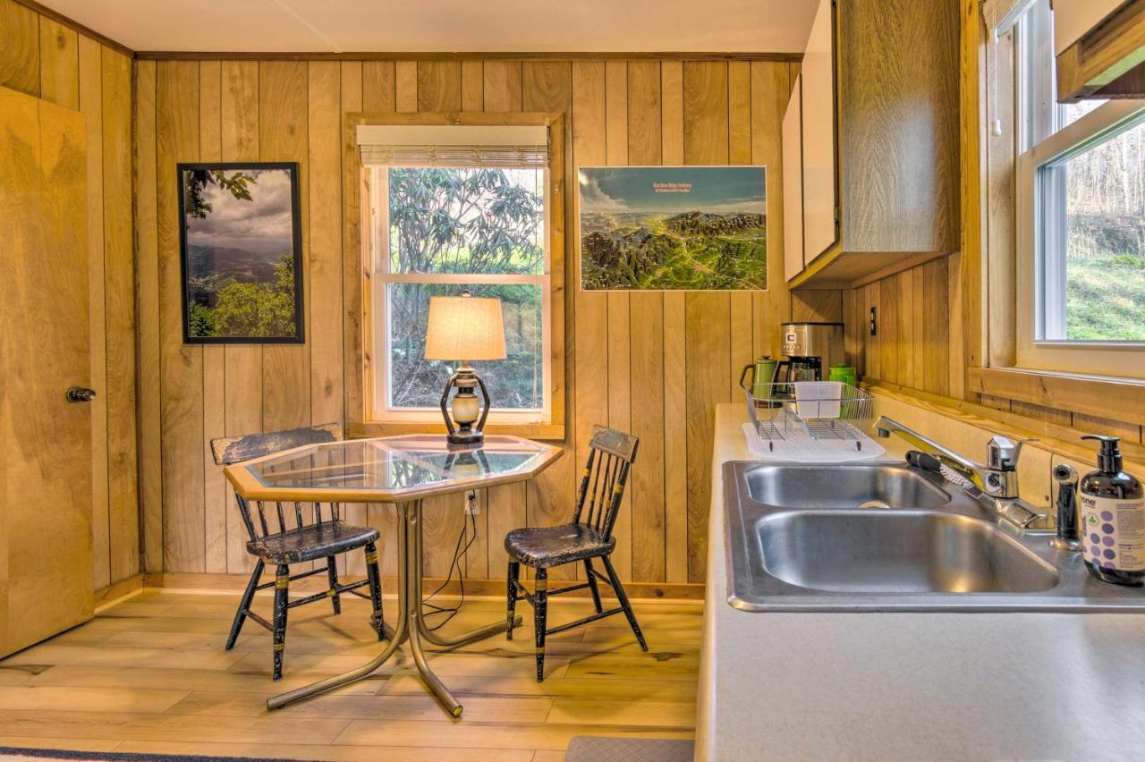 Peaceful Spruce Pine Cabin On 8 Acres With 2 Decks! 外观 照片