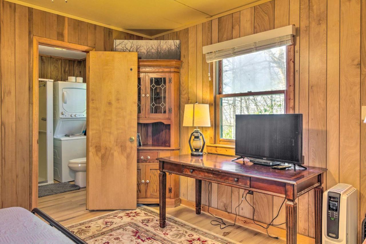 Peaceful Spruce Pine Cabin On 8 Acres With 2 Decks! 外观 照片